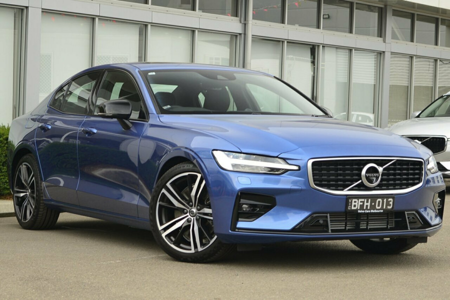 2019 Volvo S60 T5 R-DESIGN Sedan