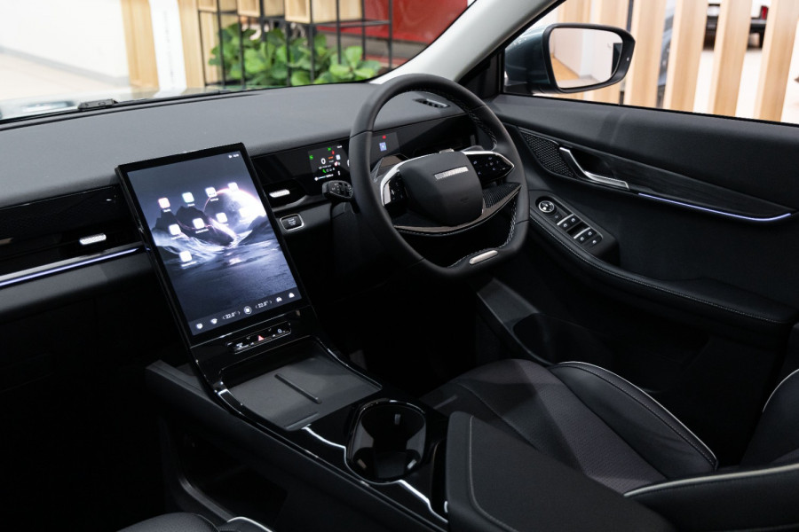 2026 Jaecoo J5  Summit SUV