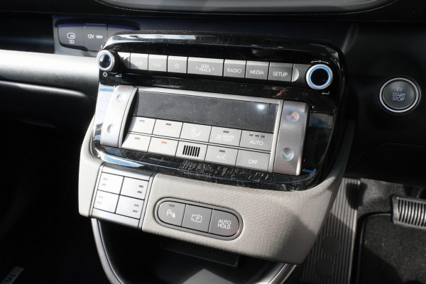 2026 Hyundai INSTER AX.V1 Cross SUV Image 14