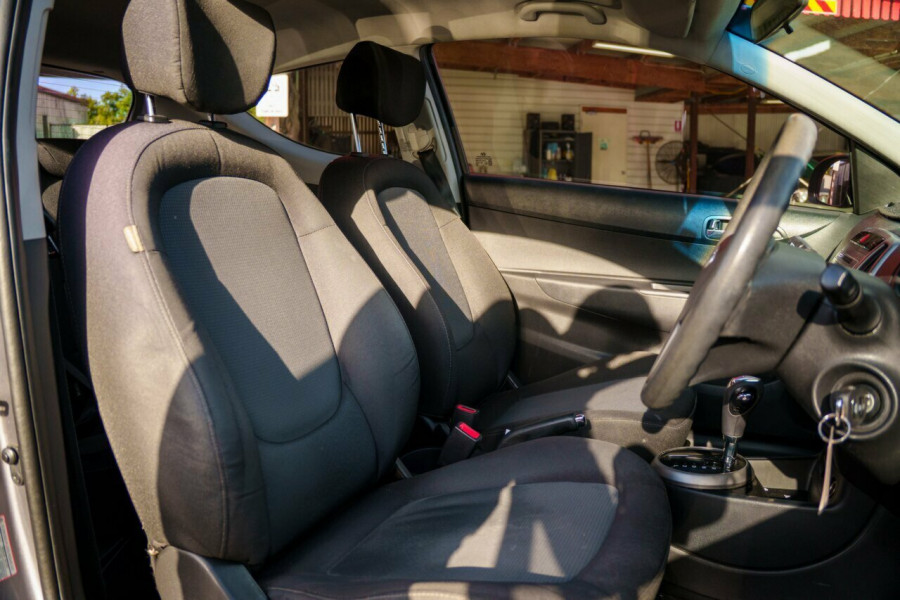 2014 Hyundai i20 PB Active Hatch Image 11