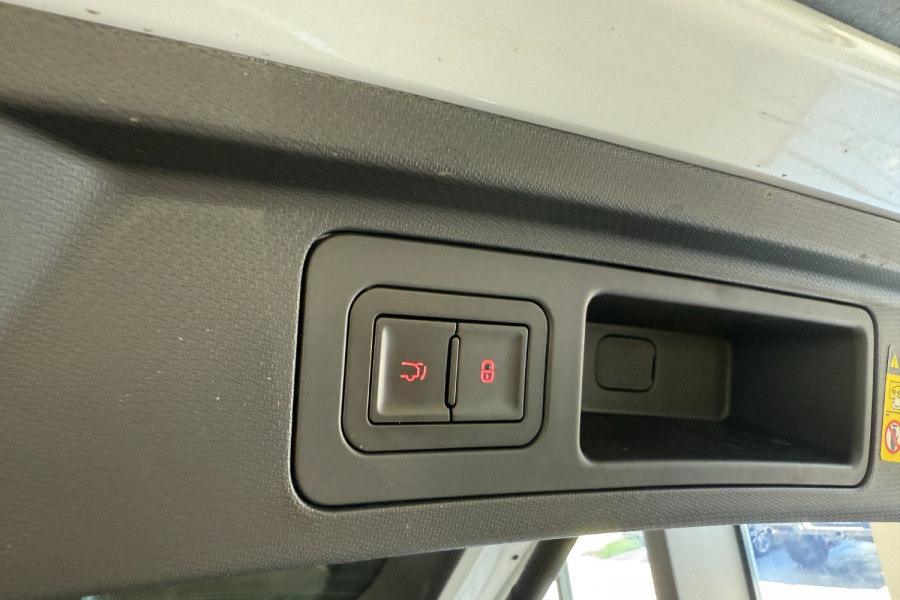 2022 BYD Atto 3 Standard SUV Image 11
