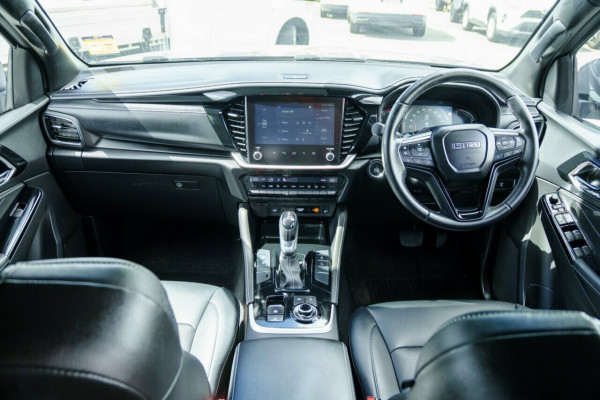 2025 MY25.5 Isuzu MU-X RJ LS-T SUV Image 19