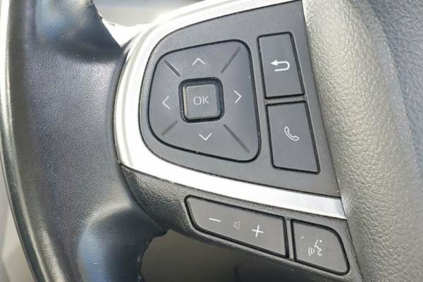 2021 Toyota HiAce GDH300R  Van Image 18