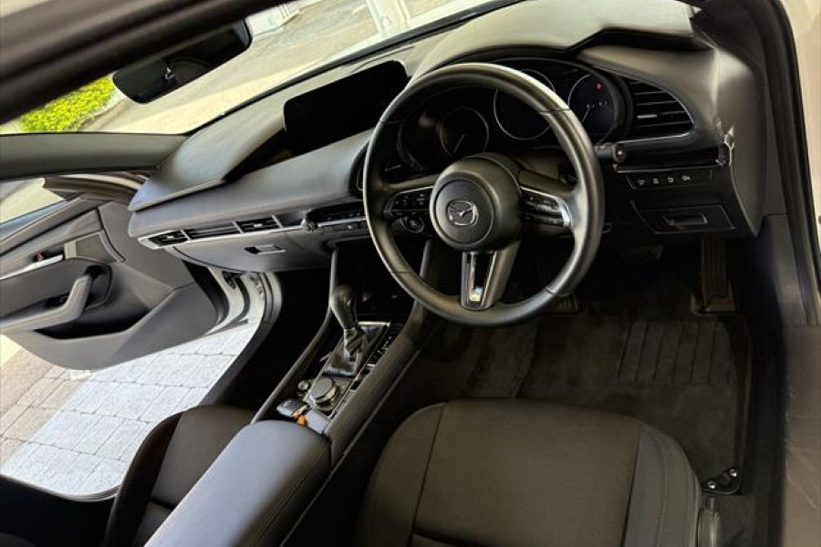 2024 Mazda 3 BP Series G20 Evolve Hatch Image 15
