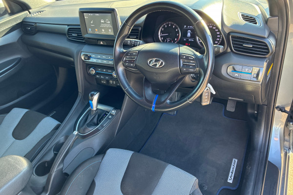 2019 MY20 Hyundai Veloster JS  Coupe Image 16