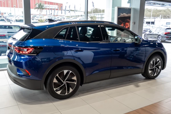2026 MY27 Volkswagen ID. 4 E2 Pro SUV Image 3
