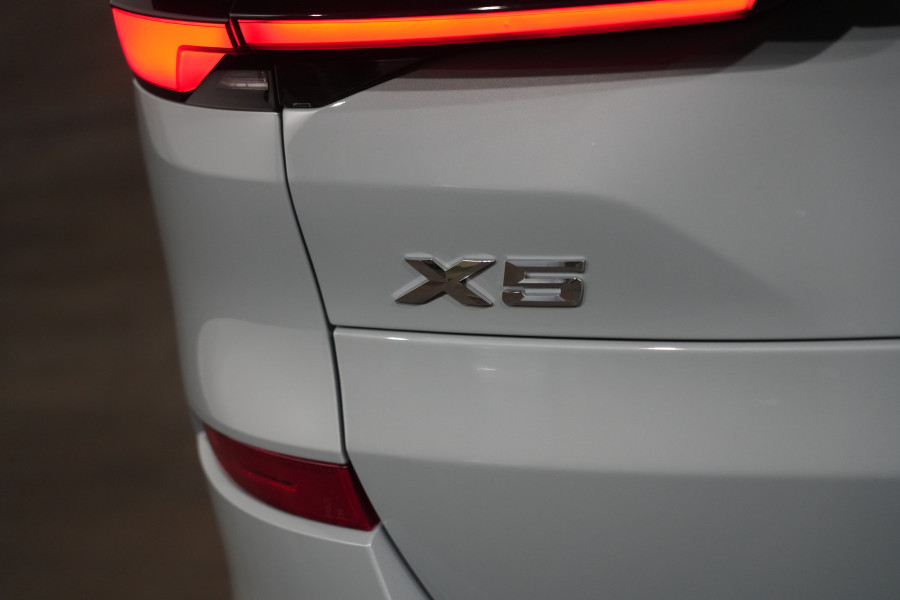 2023 BMW X5 xDrive30d M Sport SUV