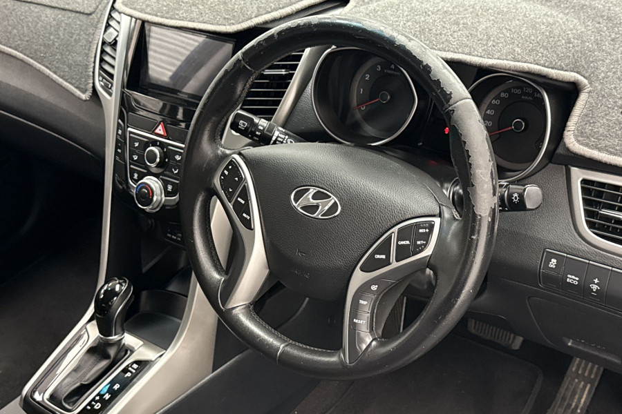 2014 Hyundai i30 GD2 Trophy Hatch Image 16