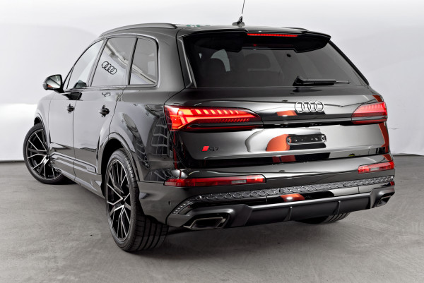 2026 Audi Q7 4M TFSI 250kW S line SUV image 2