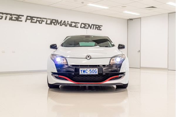 2010 Renault Megane III D95 R.S. 250 Cup Coupe Image 3