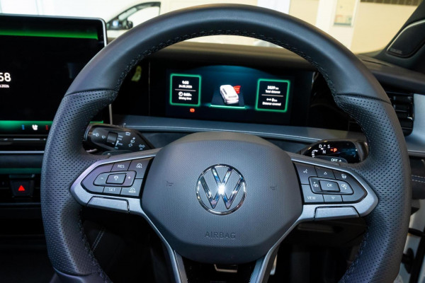 2025 Volkswagen Tayron R4 195TSI R-Line SUV Image 13