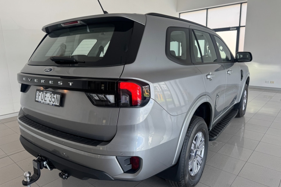 2024 MY24.5 Ford Everest UB Ambiente SUV Image 15