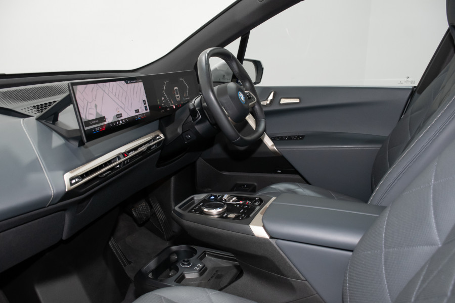 2024 BMW iX xDrive40 Sport SUV Image 23