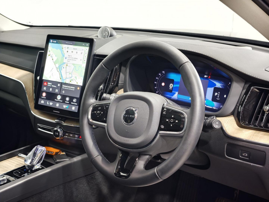 2025 MY26 Volvo XC60 UZ Ultra B5 Dark SUV Image 35