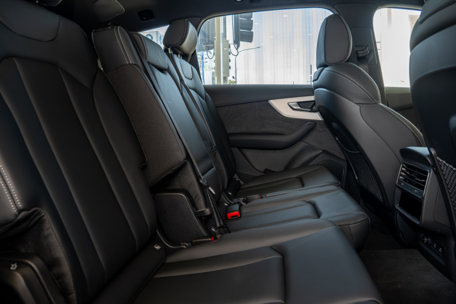 2025 Audi Q7 4M 50 TDI S line SUV