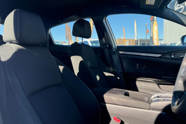 2019 Honda Civic 10th Gen VTi Sedan Image 20