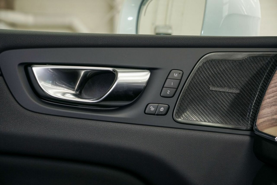 2025 MY26 Volvo XC60 UZ Plus B5 Bright SUV Image 14