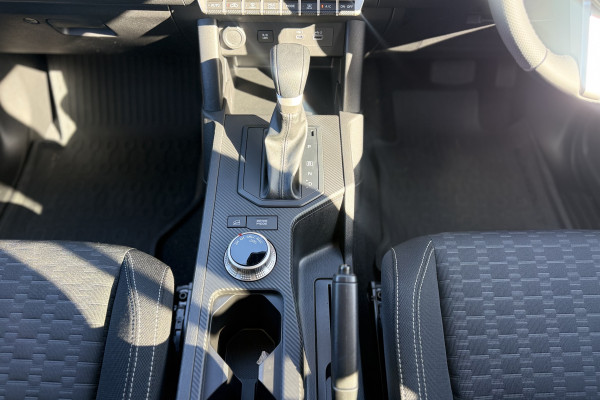 2026 Mitsubishi Outlander ZM ES SUV Image 8