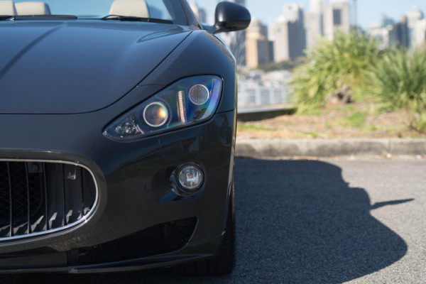 2012 Maserati Grancabrio Sport  Convertible Image 3