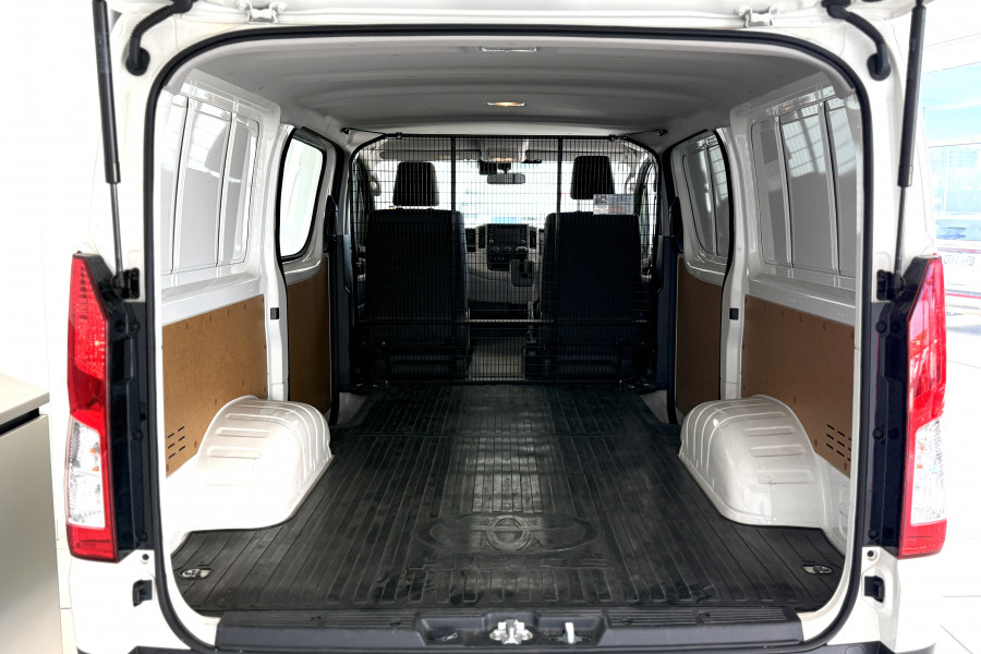 2019 Toyota HiAce Commuter GL Commuter GL Van Image 8