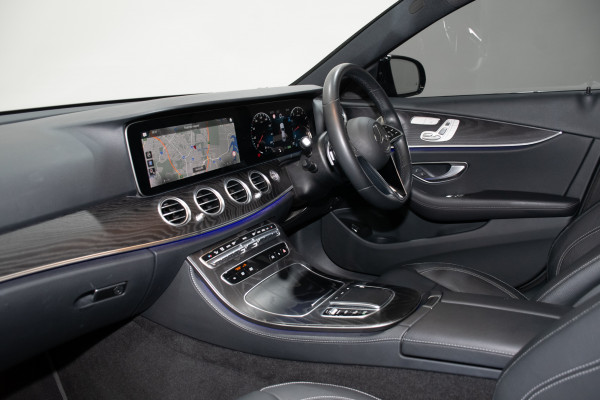 2021 Mercedes-Benz E-Class E350 Sedan image 23