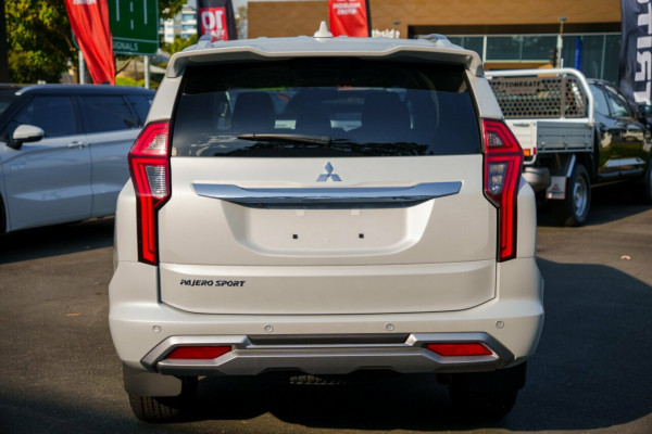 2025 Mitsubishi Pajero Sport QG Exceed SUV Image 3