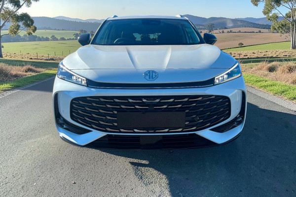 2025 MG HS AS33H Essence Hybrid+ SUV Image 8