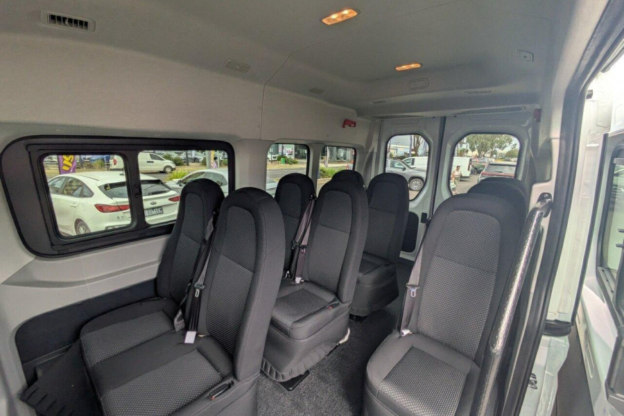 2025 MY24 LDV Deliver 9  12-Seat Bus Image 12