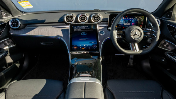 2026 MY25 Mercedes-Benz C-Class W206 C300 Sedan image 24