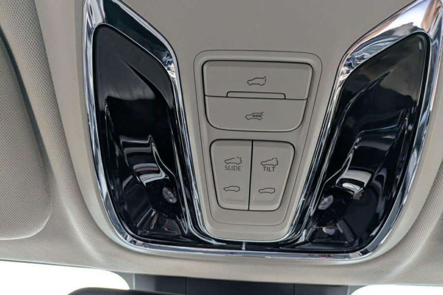 2024 MY25 LDV D90 SV9A Executive SUV Image 22