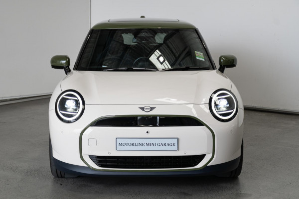 2026 MINI Cooper J01 SE Paul Smith Edition Hatch image 4