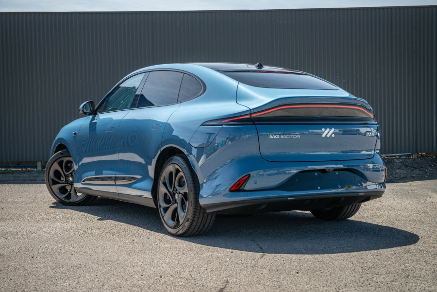 2026 MG IM6 PERFORMACE 100KWH SUV Image 2