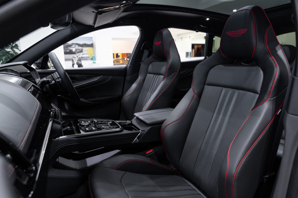 2025 Aston Martin DBX Wagon Image 27