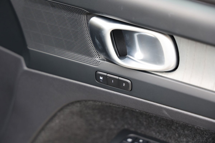 2026 Volvo XC40 XZ Plus B4 SUV Image 13