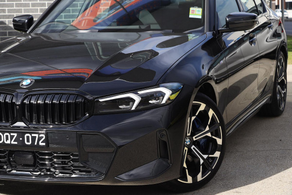 2025 BMW 3 Series G20 LCI II 330i M Sport Sedan image 3