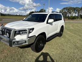 2018 Toyota LandCruiser Prado GDJ150R GXL SUV image 3
