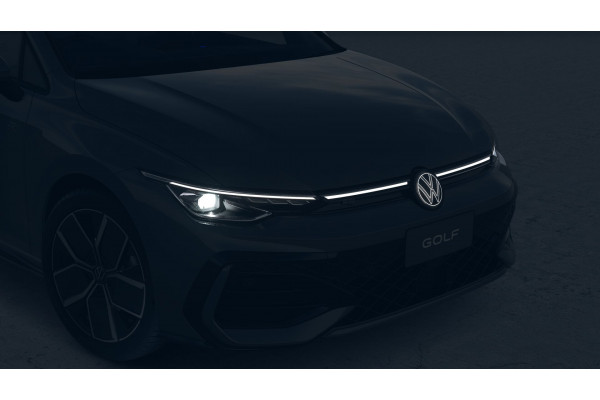 2026 Volkswagen Golf 8.5 110TSI R-Line Hatch Image 4