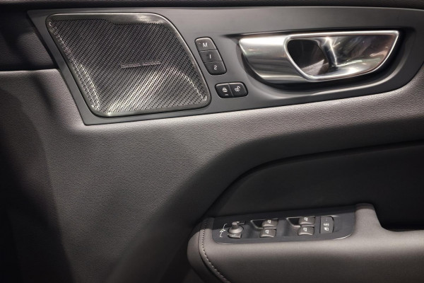 2025 MY26 Volvo XC60 UZ Plus B5 Bright SUV Image 18