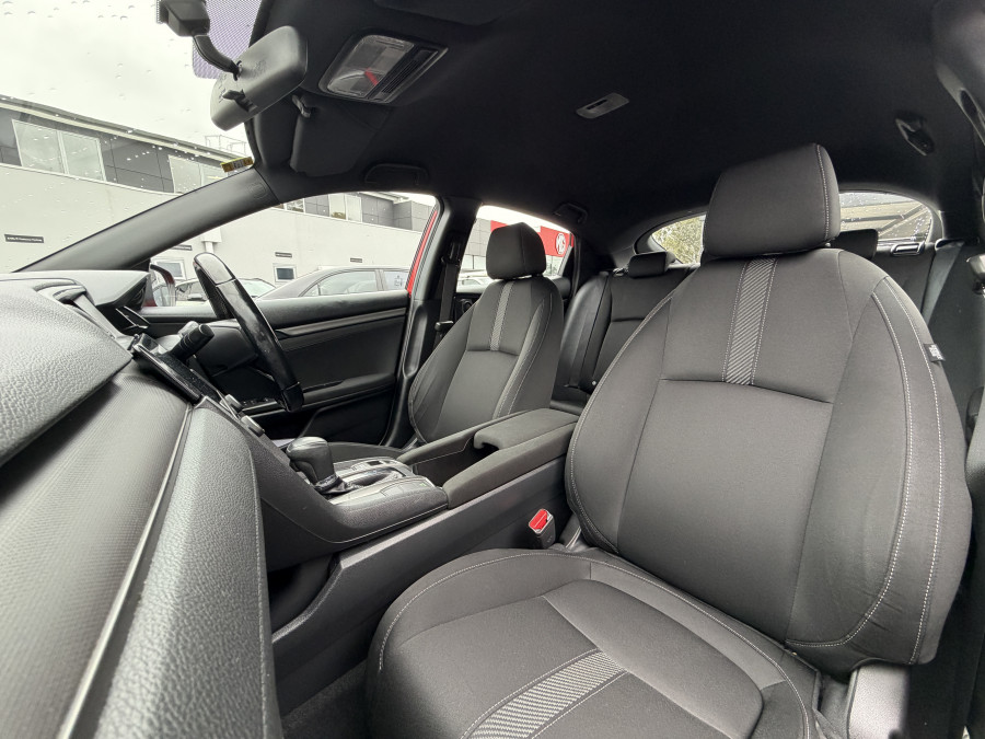 2017 Honda Civic 10th Gen VTi-S Hatch Image 12