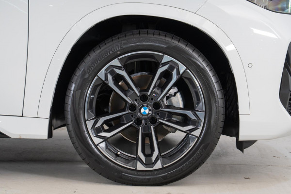 2025 BMW X1 U11 xDrive20i M Sport SUV image 6