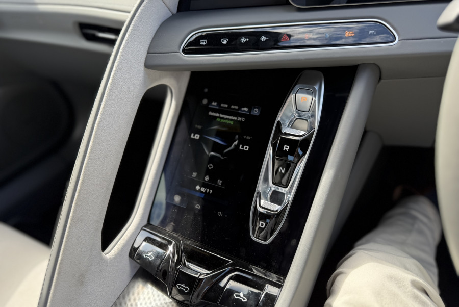 2025 MG Cyberster 77Kw EV Convertible Image 13