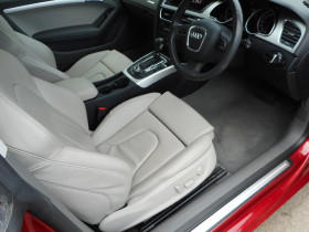 2010 Audi A5 8T  Coupe