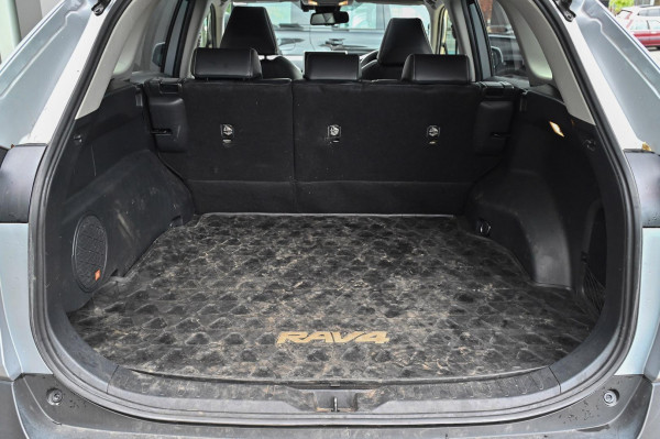 2020 Toyota RAV4 AXAH52R Cruiser SUV image 13
