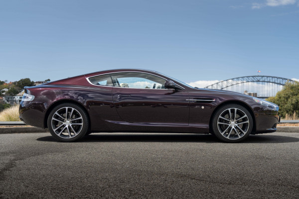2012 Aston Martin Db9 Sport Edition Coupe Image 3
