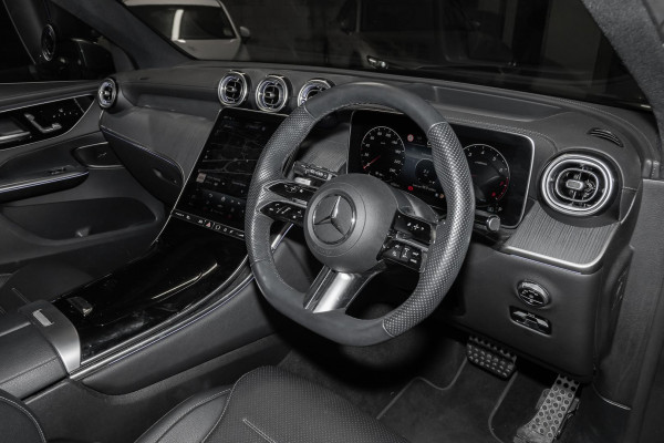 2023 Mercedes-Benz GLC-Class X254 GLC300 SUV image 6