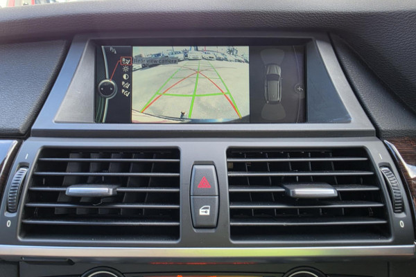 2012 BMW X5 E70 xDrive30d SUV Image 22