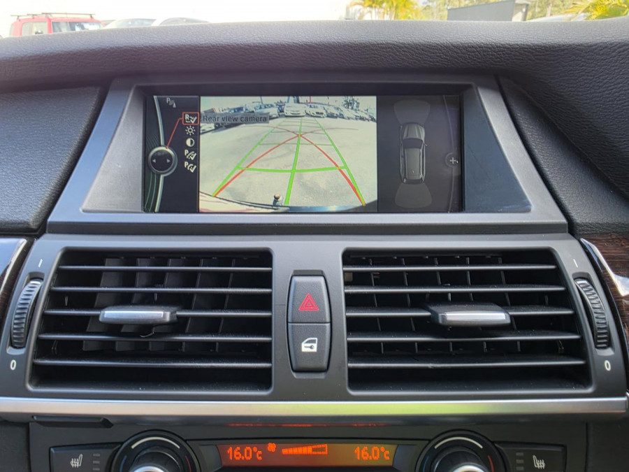 2012 BMW X5 E70 xDrive30d SUV Image 22