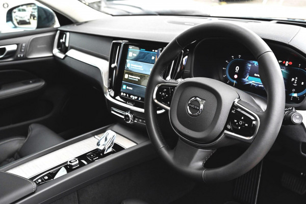 2024 MY25 Volvo V60 Cross Country Z Series Ultra B5 Bright Wagon Image 5