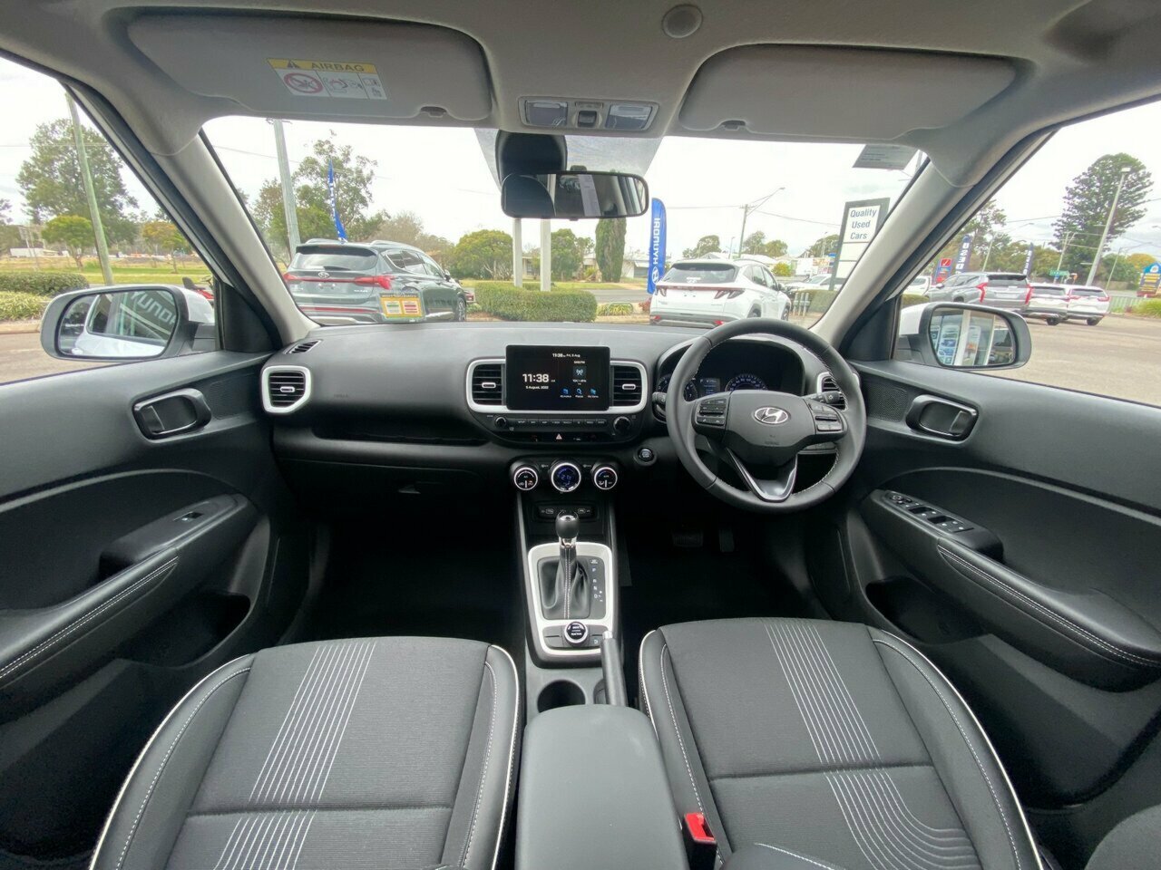 2022 Hyundai Venue QX.V4 Elite SUV Image 10