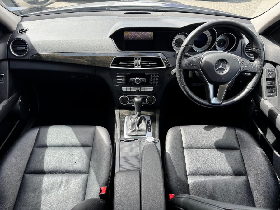 2012 Mercedes-Benz C-Class W204 C250 BlueEFFICIENCY Elegance Sedan Image 17